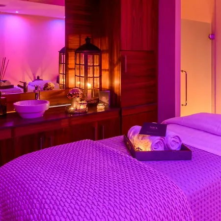Hotell Shearwater & 4*